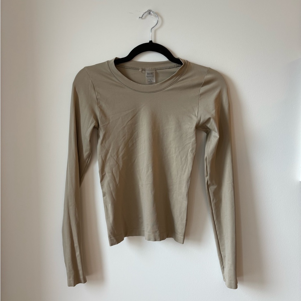 Classic Tan Long Sleeve Aritzia Top